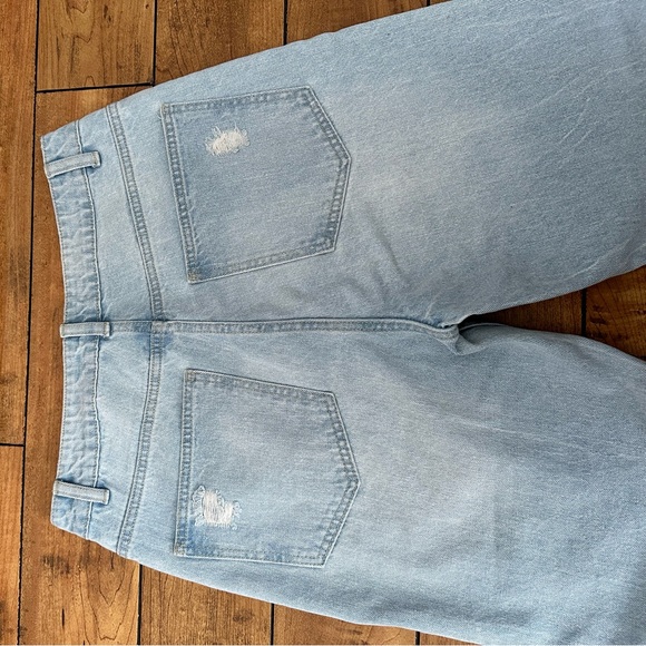 Refuge Denim Mom Jeans - Picture 4 of 6